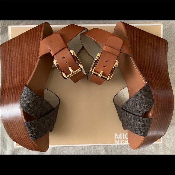 Michael Kors shoes worn once 🌸🌸🌺 - Picture 8 of 9